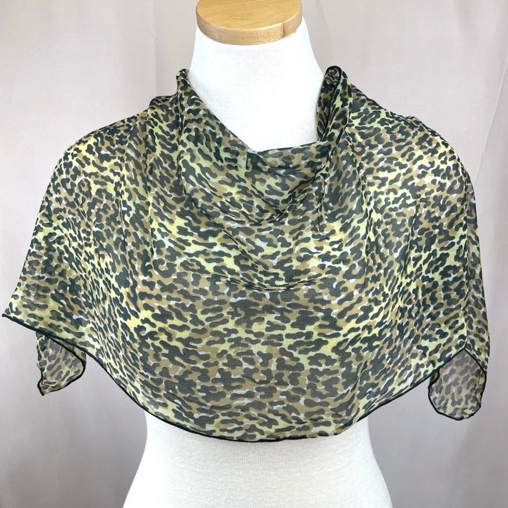 Vintage‎ Leopard Animal Cheetah Rectangle Scarf 40" x 17" Synthetic Rolled Edge
